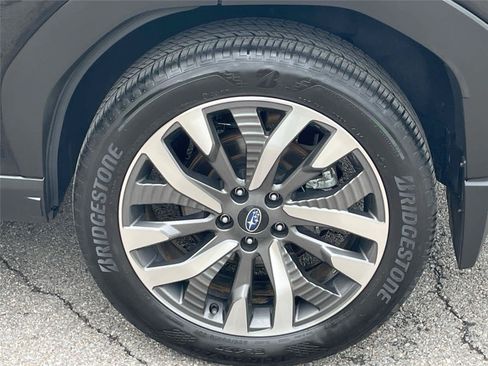 Certified 2025 Subaru Forester Touring AWD/4WD image 11