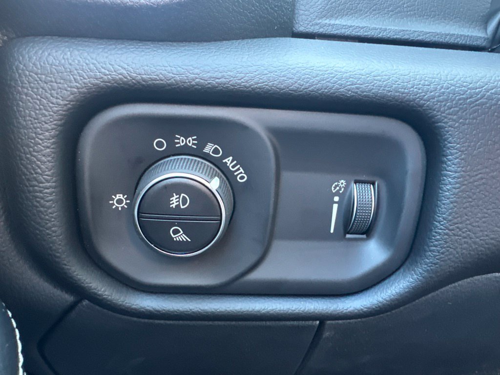 New 2027 RAM 3500 Big Horn AWD/4WD image 12