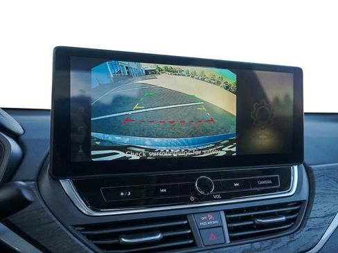 New 2025 Nissan Altima 2.5 SV w/ SV Premium Package image 19