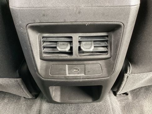 Used 2023 Chevrolet Colorado LT w/ LT Convenience Package II RWD image 29
