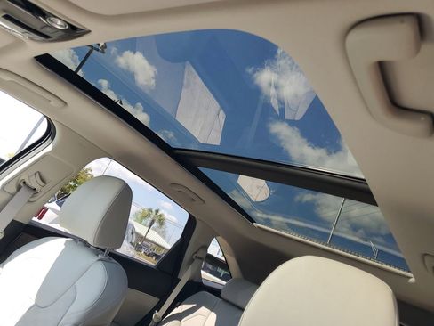 New 2026 Kia Sorento S FWD image 10