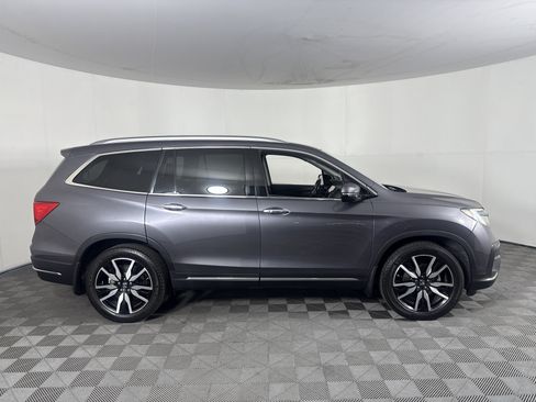 Used 2019 Honda Pilot Elite image 3
