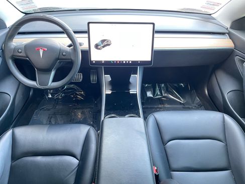 Used 2020 Tesla Model 3 Performance image 10