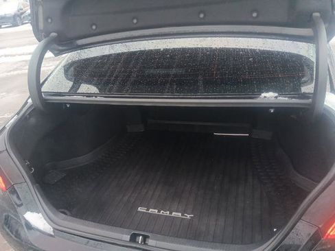 Used 2018 Toyota Camry XSE image 13