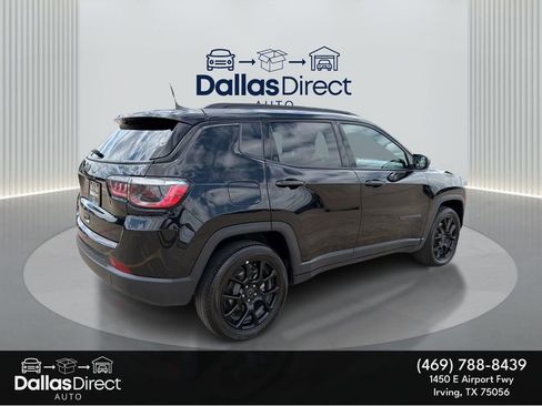 Used 2025 Jeep Compass Latitude w/ Altitude Special Edition AWD/4WD image 6
