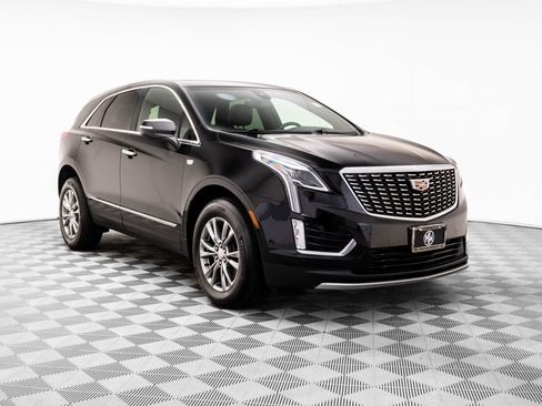Certified 2022 Cadillac XT5 Premium Luxury w/ Technology Package image 7