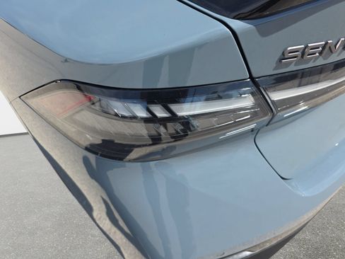 New 2026 Nissan Sentra SR w/ SR Premium Package FWD image 31