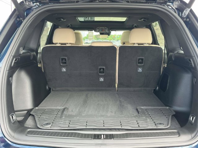 New 2026 Jeep Grand Cherokee Limited w/ Limited Altitude Package RWD image 18