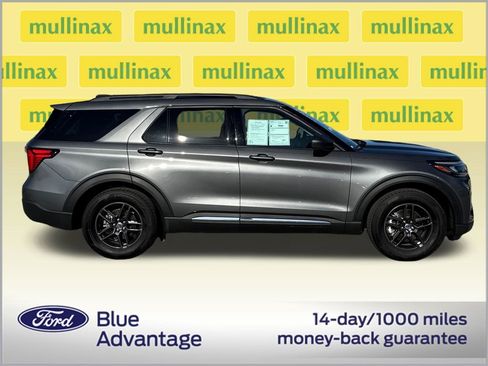 Certified 2025 Ford Explorer Active image 2