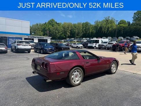 Used 1993 Chevrolet Corvette Coupe RWD image 3