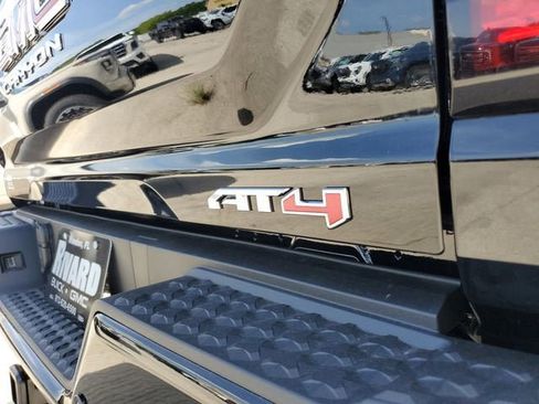 New 2026 GMC Canyon AT4 AWD/4WD image 8