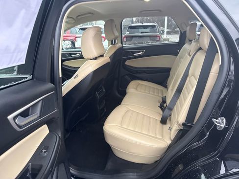 Used 2023 Ford Edge SEL w/ Convenience Package image 14