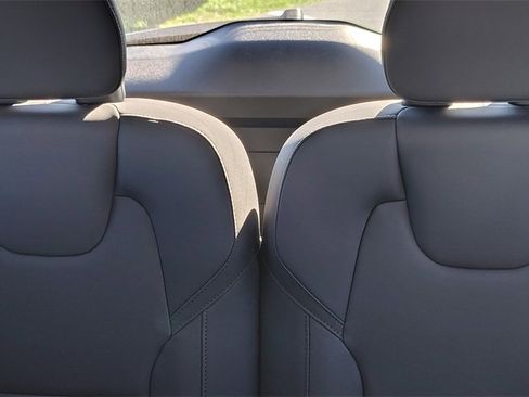 New 2026 Volvo XC90 B6 Plus w/ Protection Package Premier image 31