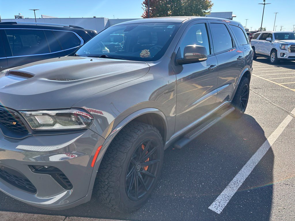 Used 2022 Dodge Durango R/T w/ Quick Order Package 22F AWD/4WD image 1