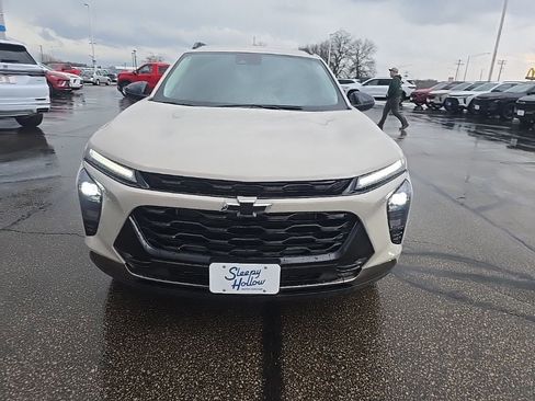 New 2026 Chevrolet Trax ACTIV w/ Driver Confidence Package FWD image 2