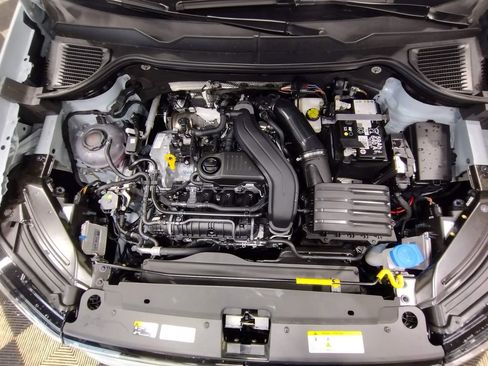 New 2026 Volkswagen Taos SEL AWD/4WD image 7