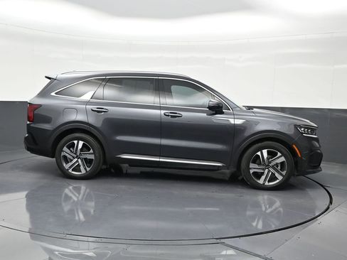 Used 2023 Kia Sorento SX Prestige image 7