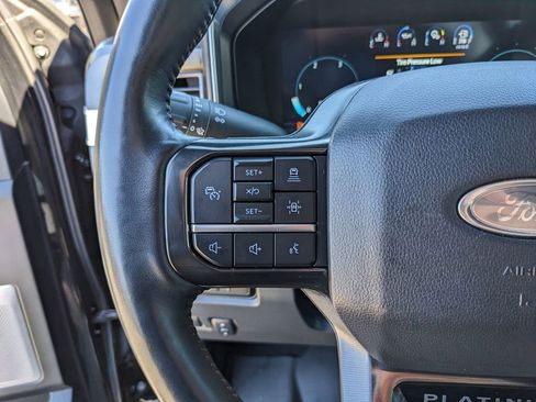 Used 2024 Ford F350 Platinum image 33