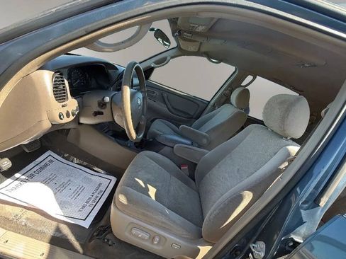 Used 2005 Toyota Sequoia SR5 RWD image 12