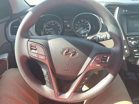 Used 2017 Hyundai Santa Fe Sport image 14