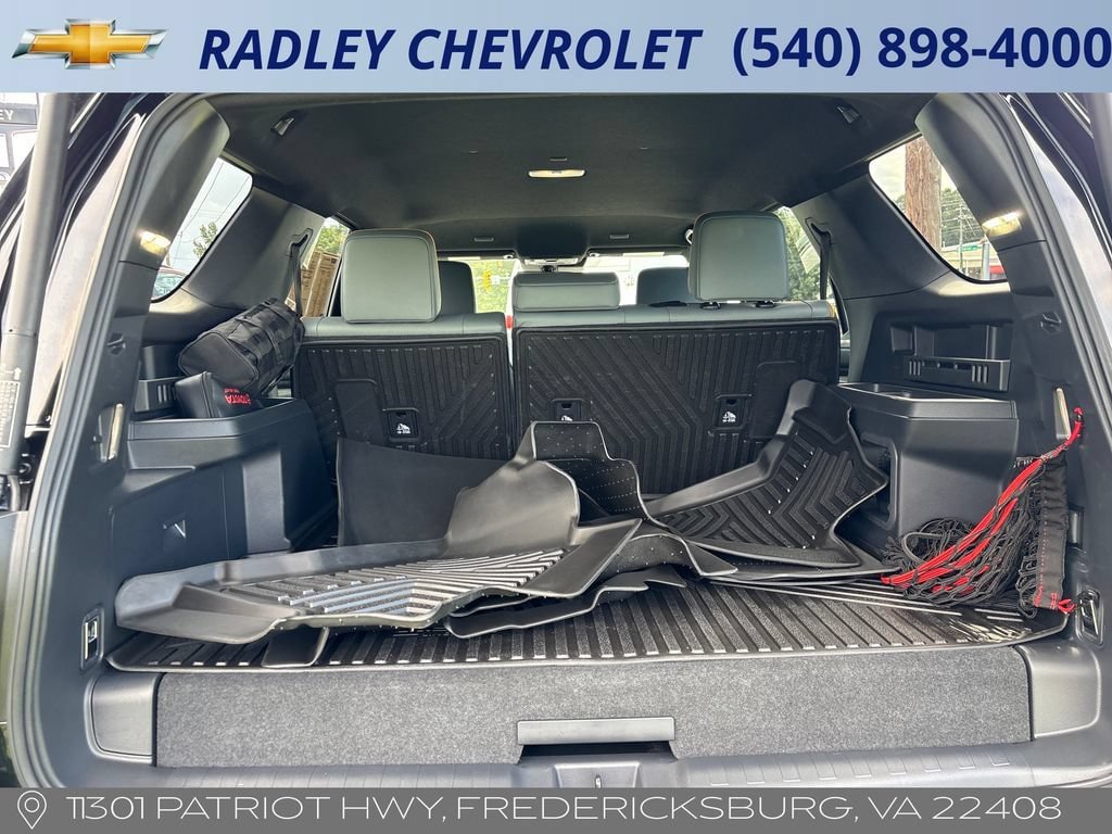 Used 2025 Toyota 4Runner Trailhunter AWD/4WD image 10