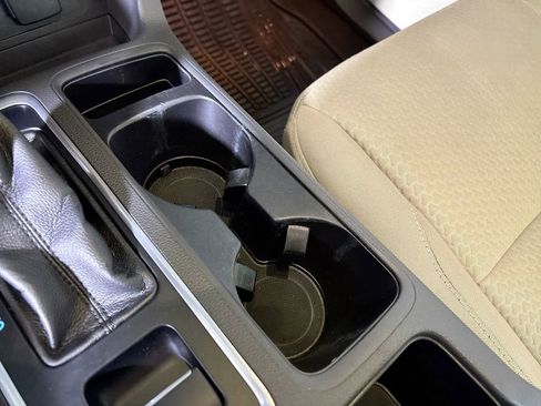 Used 2017 Ford Escape SE image 15