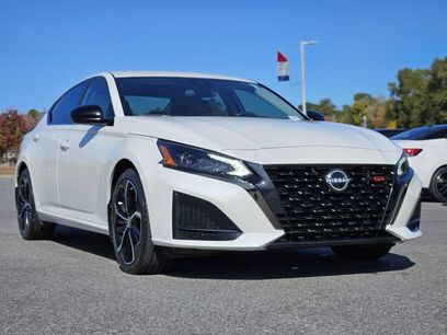 Used 2024 Nissan Altima 2.5 SR