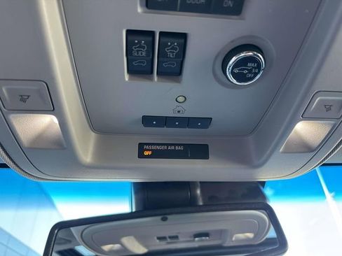 Used 2020 GMC Yukon SLT w/ Open Road Package image 32