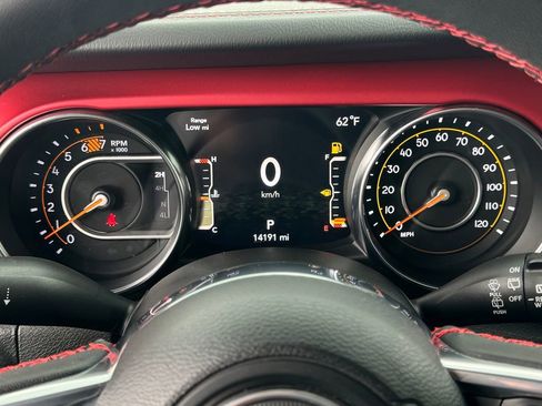 Used 2023 Jeep Wrangler Unlimited Rubicon w/ Cold Weather Group AWD/4WD image 22