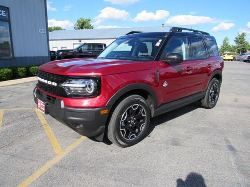 Used 2025 Ford Bronco Sport Outer Banks AWD/4WD image 1