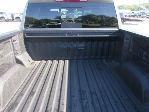 New 2026 GMC Sierra 1500 SLT w/ SLT Premium Plus Package AWD/4WD image 7