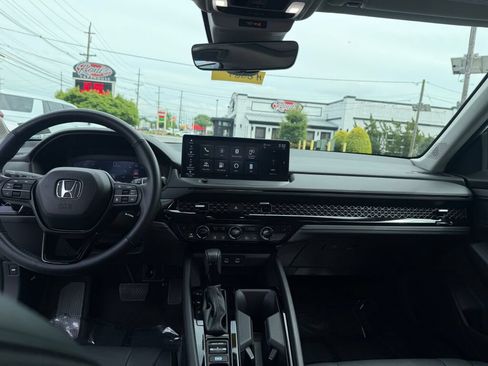 Used 2024 Honda Accord EX-L image 20