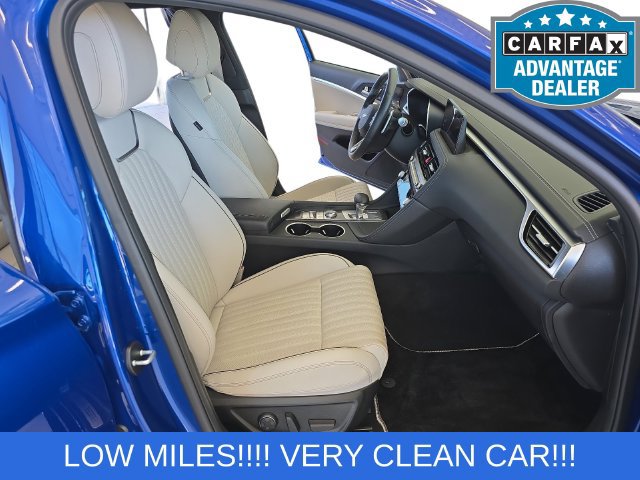 Used 2025 Genesis G70 2.5T w/ Sport Prestige Package AWD/4WD image 9
