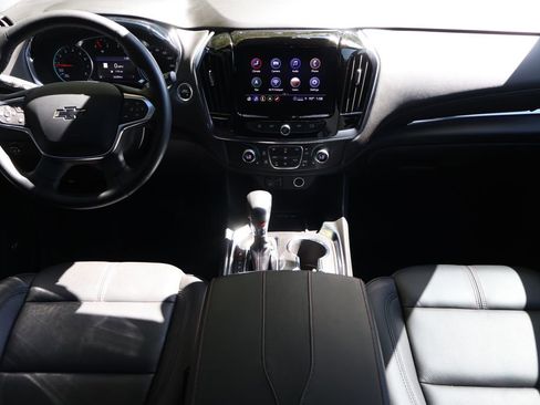 Certified 2023 Chevrolet Traverse RS w/ LPO, Floor Liner Package image 16