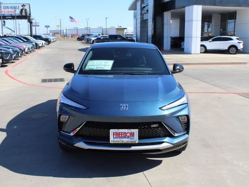 New 2026 Buick Envista Sport Touring w/ Convenience II Package image 8