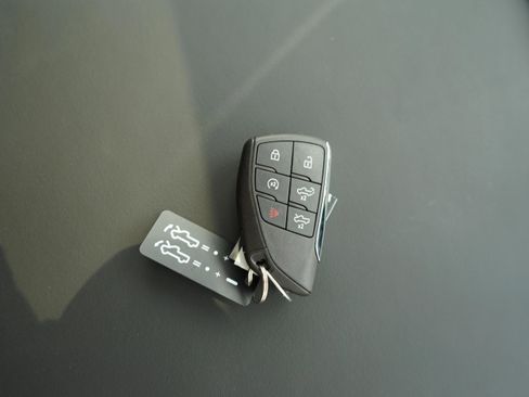 New 2025 GMC Sierra EV Denali image 25