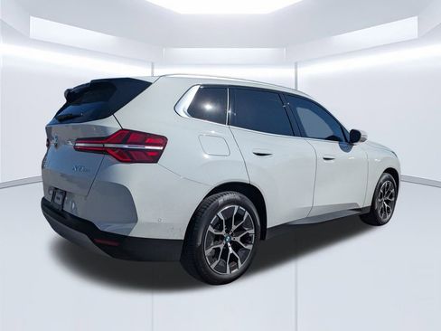 Used 2025 BMW X3 xDrive30i w/ Convenience Package image 4