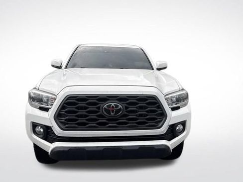 Used 2021 Toyota Tacoma TRD Off-Road AWD/4WD image 7