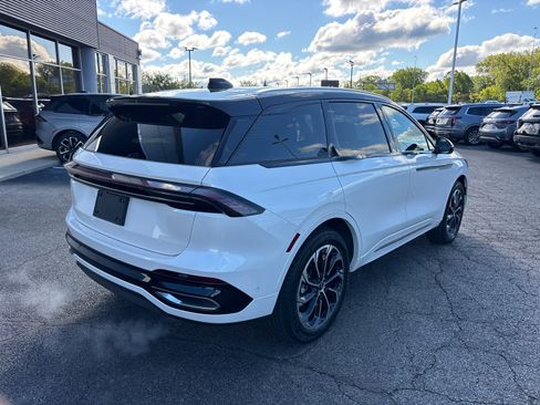Certified 2024 Lincoln Nautilus Reserve AWD/4WD image 7