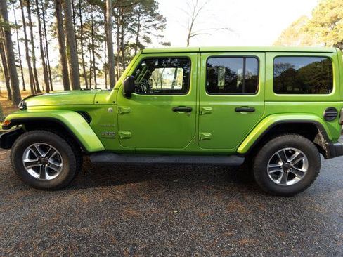 Used 2019 Jeep Wrangler Unlimited Sahara w/ Uconnect 4C Nav & Sound Group image 6