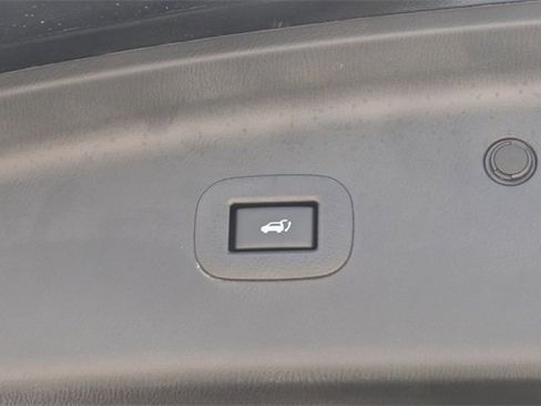 Used 2024 INFINITI QX80 Sensory image 32