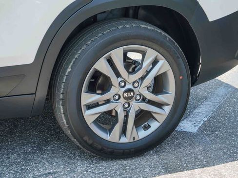 Certified 2021 Kia Seltos S FWD image 10