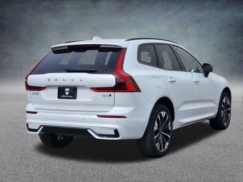New 2026 Volvo XC60 B5 Plus w/ Climate Package AWD/4WD image 7