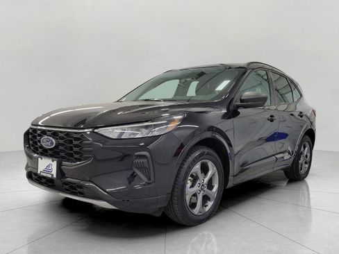 Used 2023 Ford Escape ST-Line w/ Tech Pack #1 AWD/4WD image 12