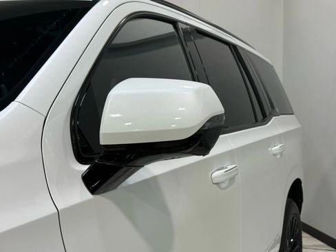 Used 2023 Cadillac Escalade V image 10