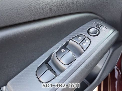 Certified 2025 Nissan Altima 2.5 SV FWD image 30