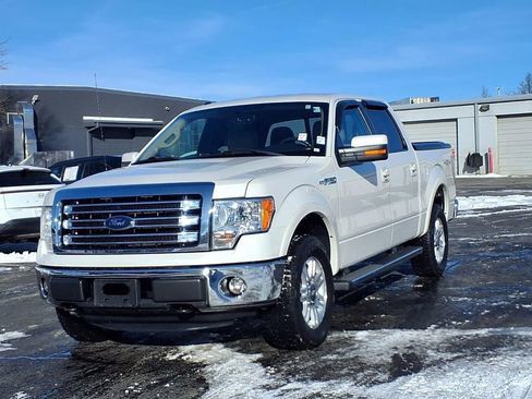Used 2013 Ford F150 Lariat w/ Mid Equipment Group image 2