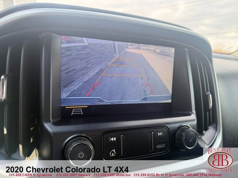 Used 2020 Chevrolet Colorado LT w/ Safety Package image 19