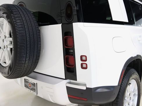 Used 2025 Land Rover Defender 110 S AWD/4WD image 11