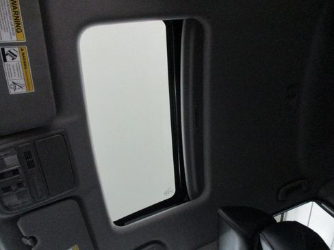 Used 2022 Honda CR-V EX-L image 9